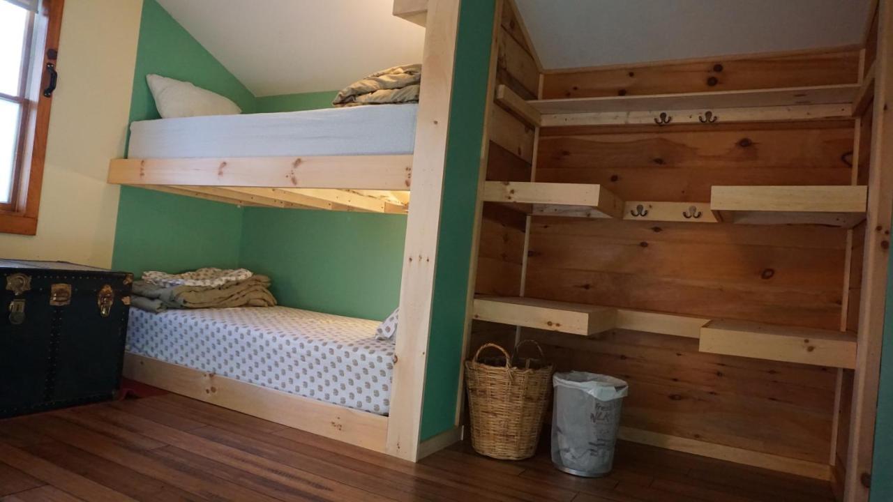 Llama House Adk Wevertown Bagian luar foto