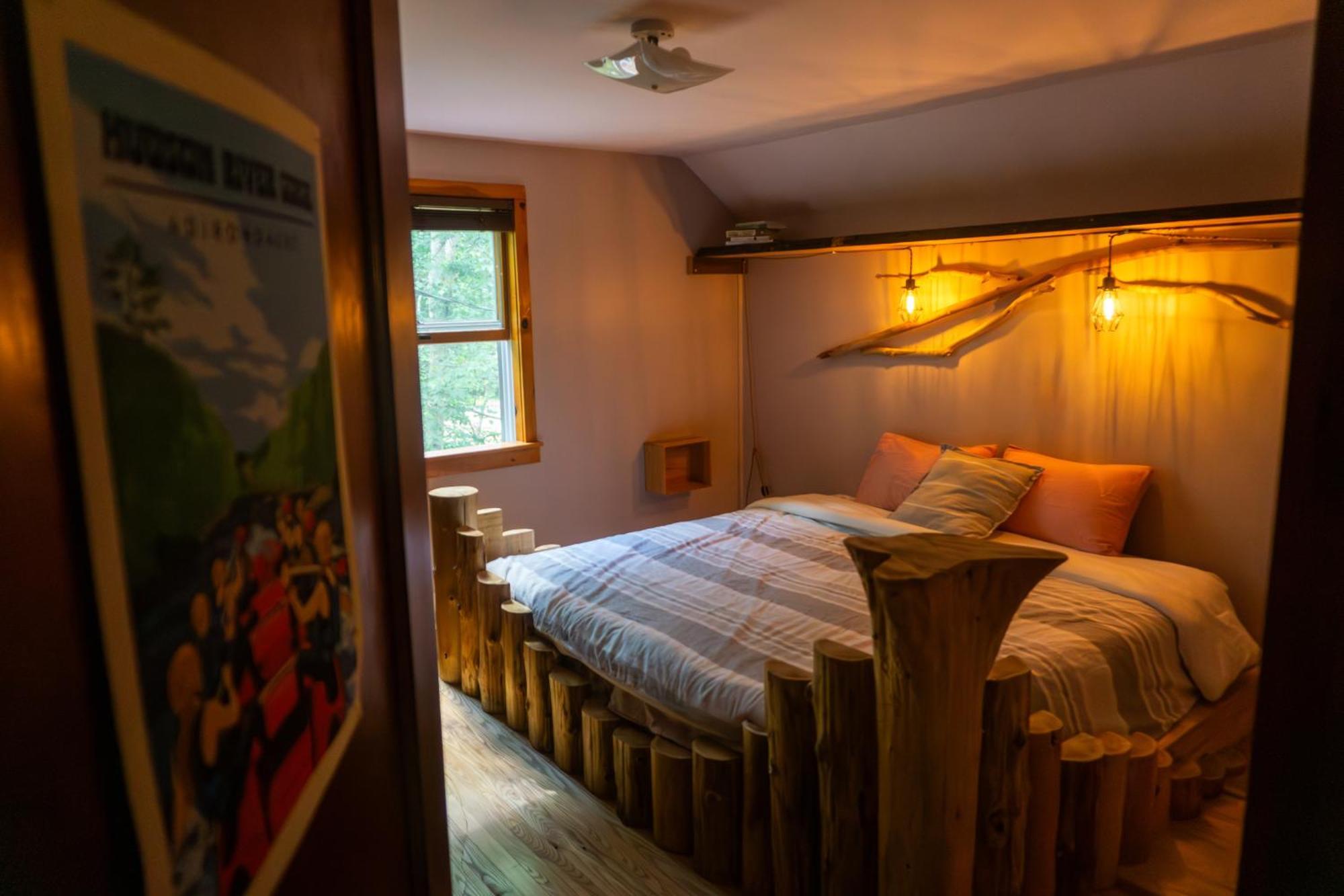 Llama House Adk Wevertown Bagian luar foto